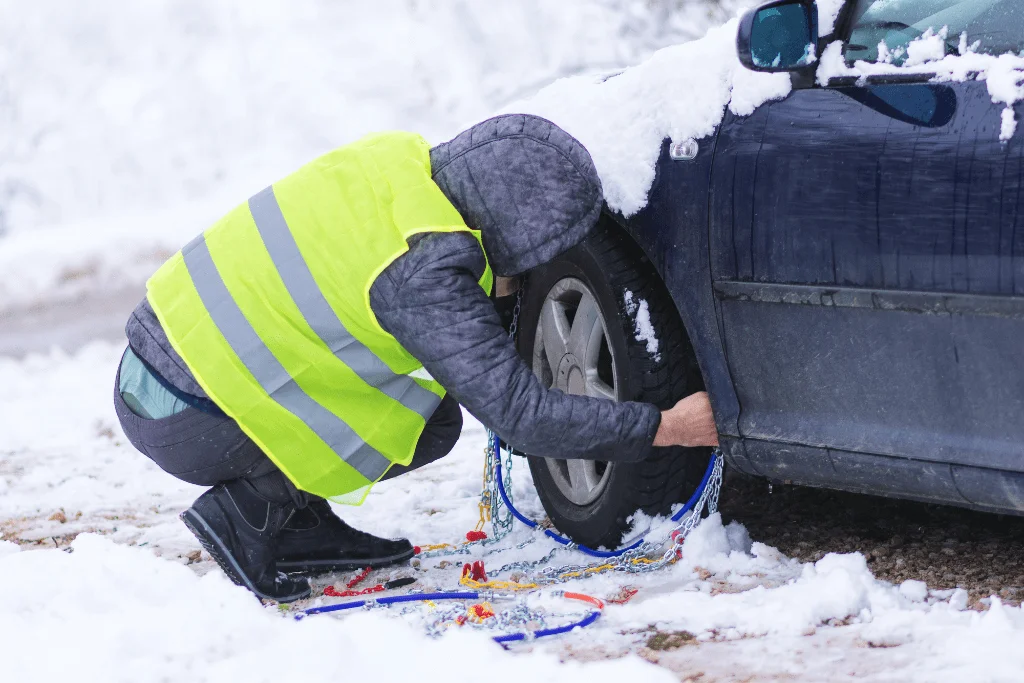 ¿Cuántas cadenas hay que poner en un coche para la nieve?